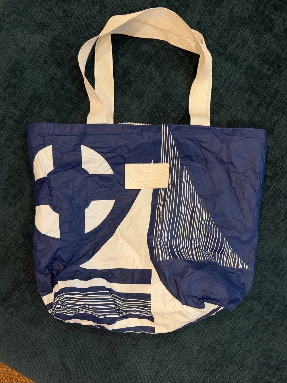 ALOHA Collection Large Navy and White Waterproof Tote - Picture 2 of 4